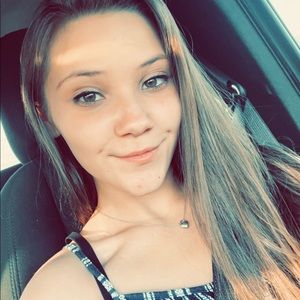 Meet your Posher, Mallory